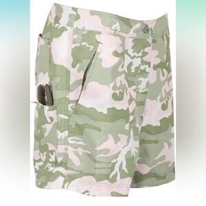 Guy Harvey Ladies AFTCO camo Fishing Shorts